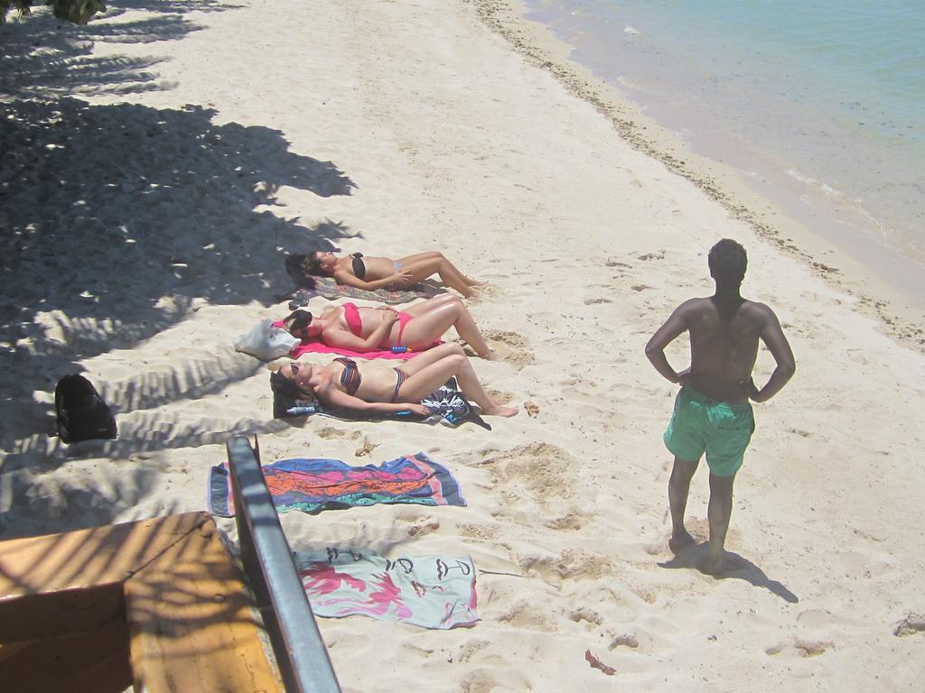 فندق Manaseفي  Vacations Beach Fale المظهر الخارجي الصورة
